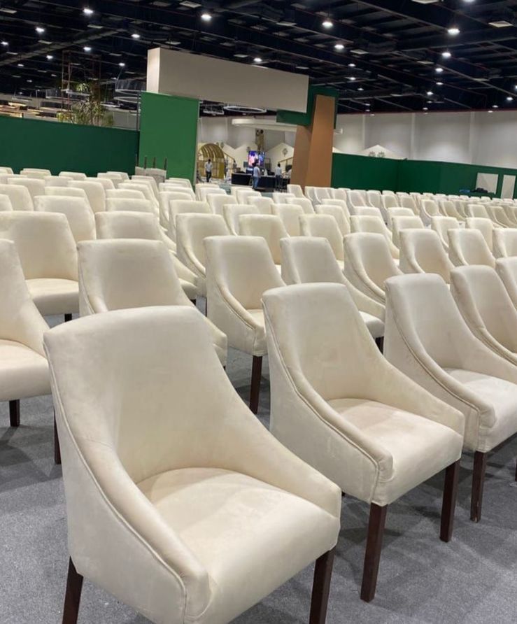 Royal Signature Event